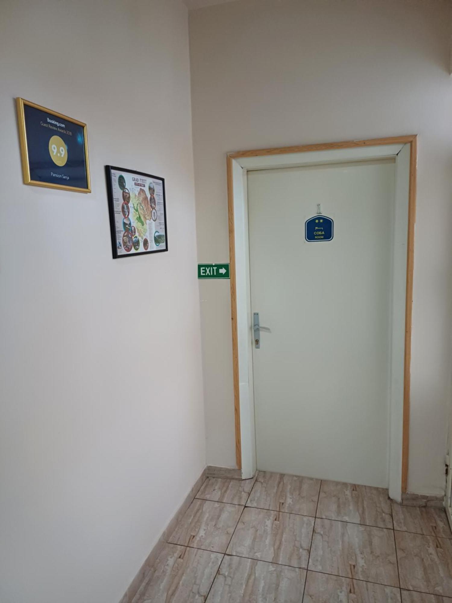 Hotel Sobe Sanja Pirot Zimmer foto